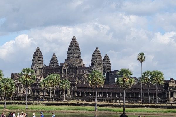 <span> 14:00 </span> 앙코르와트(Angkor Wat)